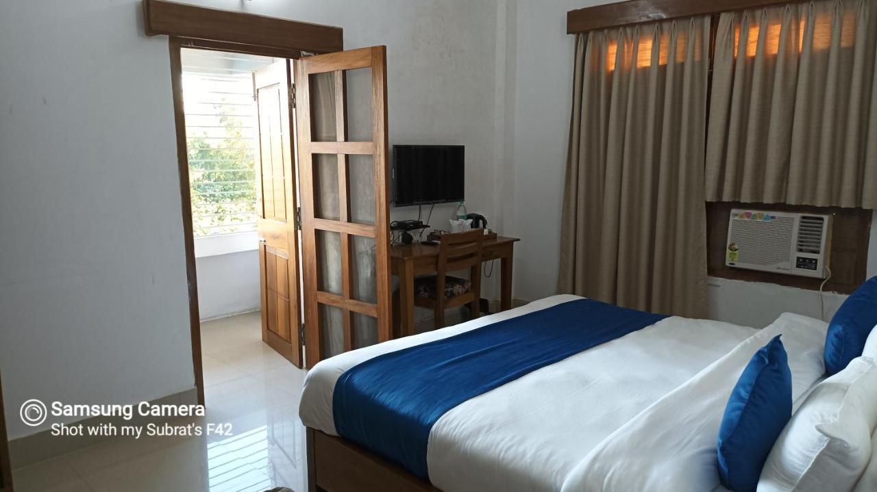 The Camellia Hotell Dibrugarh Eksteriør bilde